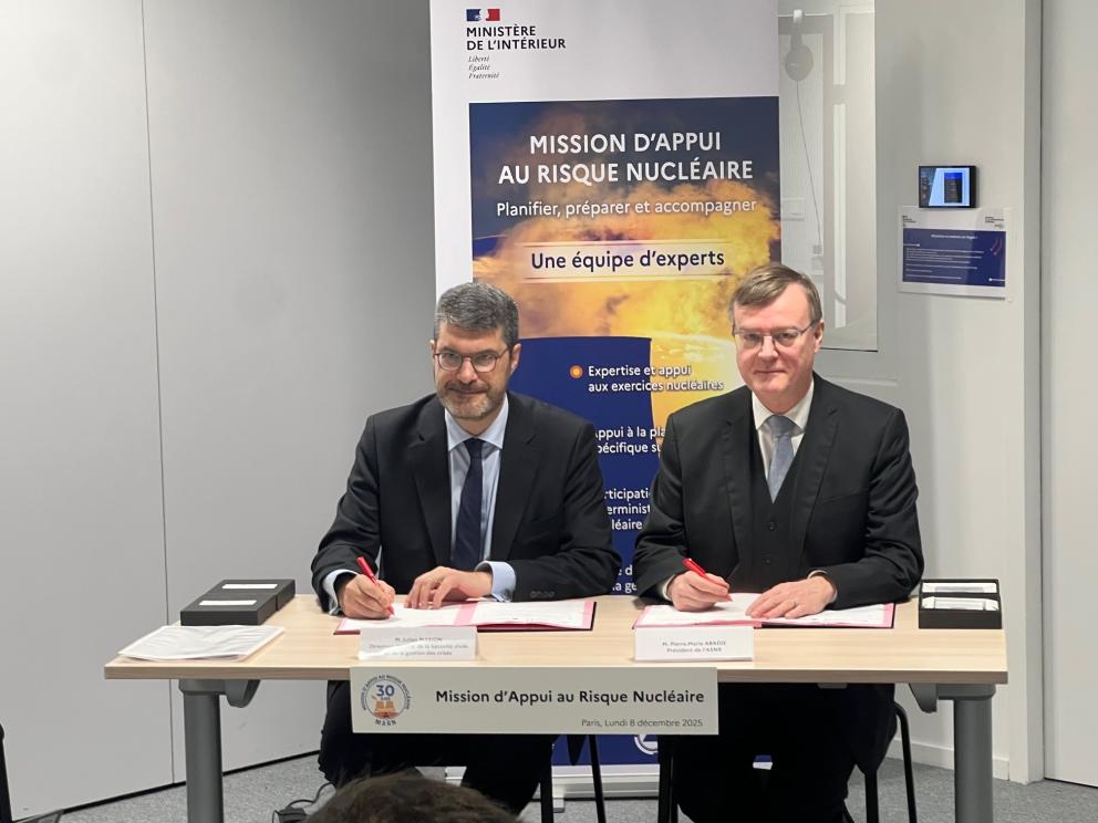 Signature de la convention entre DGSCGC et ASNR - 8 décembre 2025